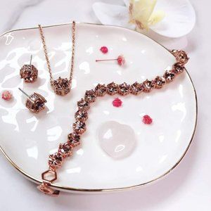 Park Lane Honeycomb Amour Set – Includes Bracelet, Necklace AND Earrings